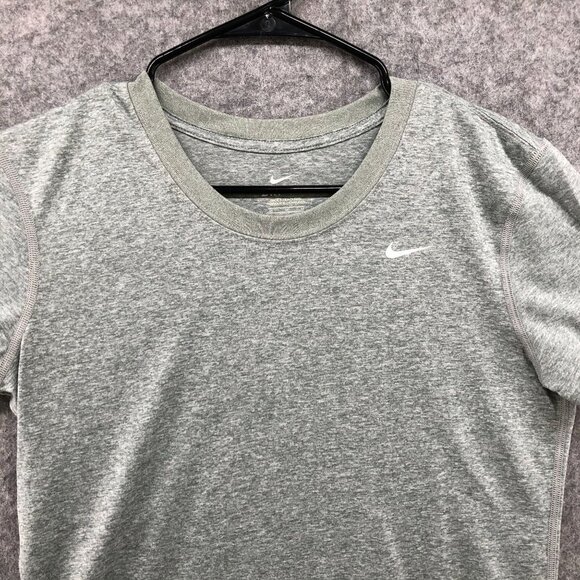 Nike Active T Shirt Womens M Short Sleeve Crewneck Dri-Fit Gym Running Workout - Picture 3 of 11